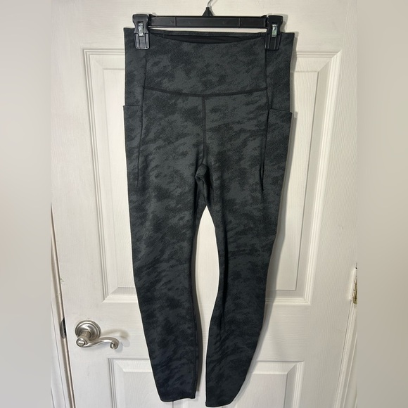 The North Face W Sunset Jacquard Leggings. Black. Womens size Medium. UPF 40+ - Picture 1 of 9